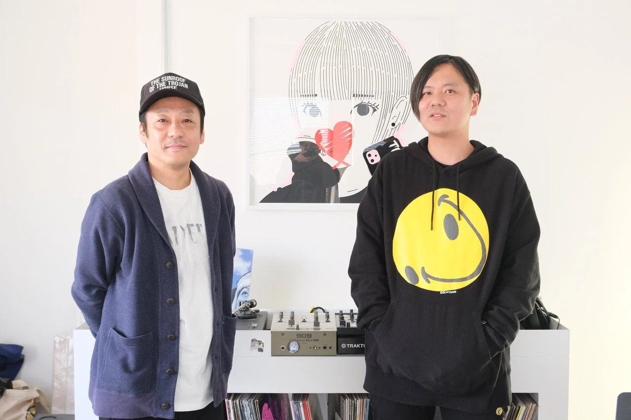 アーティストが他者の作品をコレクションするということ【ヤクモタロウさん×山口真人さん:対談】